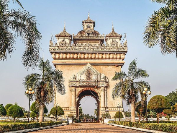 MEJOR TOUR A VIENTÍAN EN LAOS DE 4 DÍAS